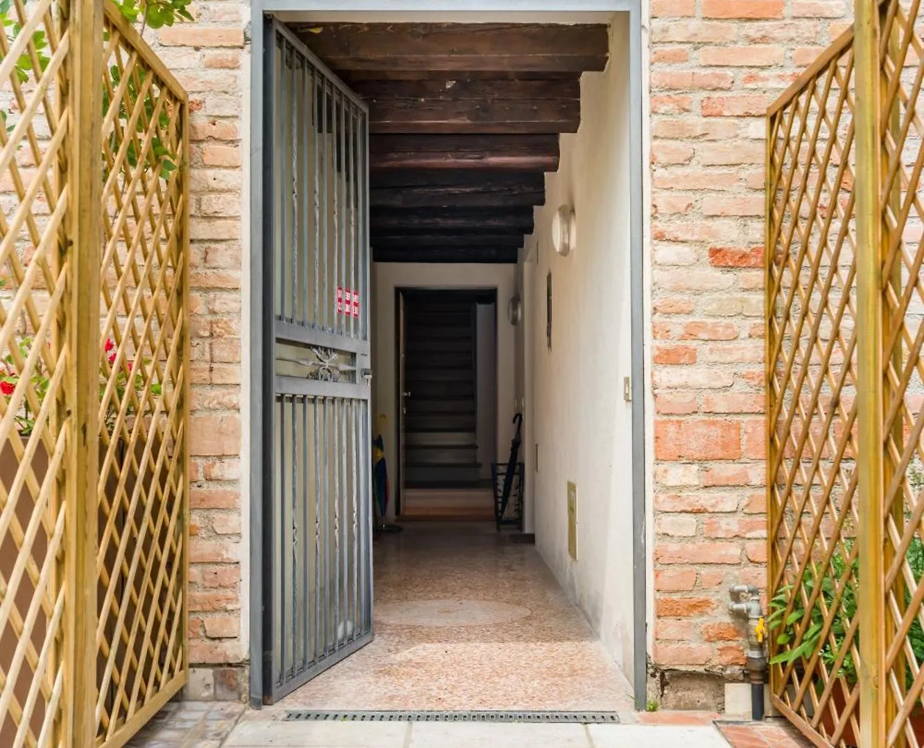 Apartment Mori Canal View Venice